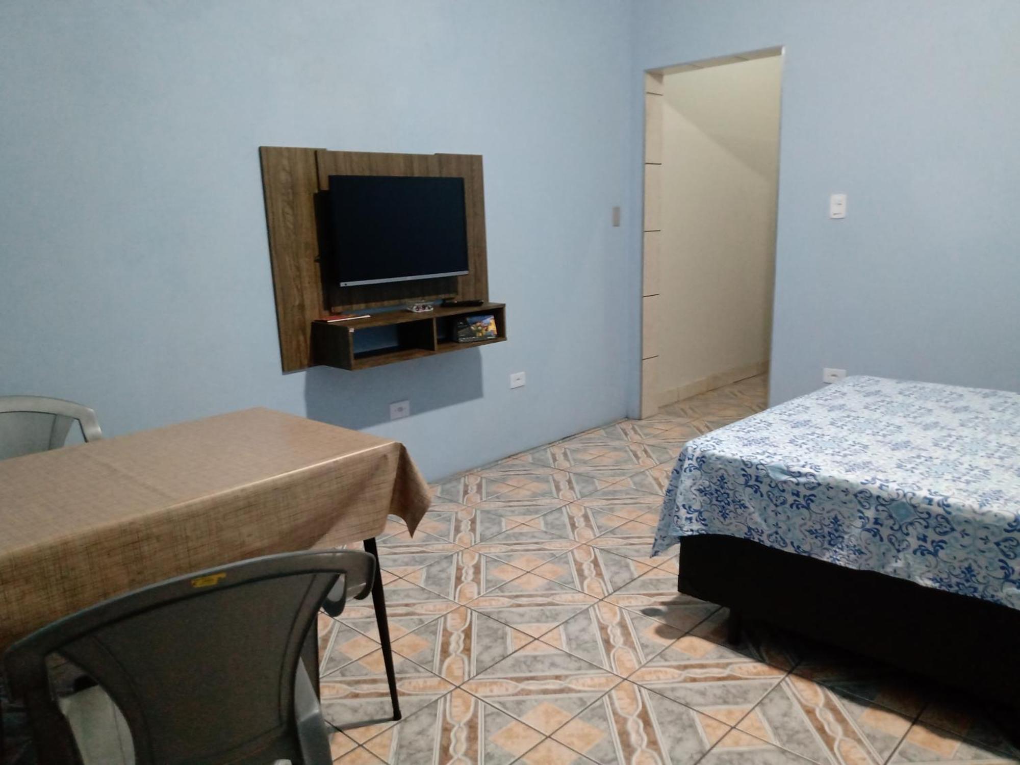 Quarto Familiar, Aeroporto Гуарульюс Екстер'єр фото