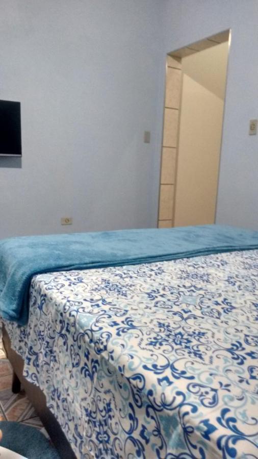 Quarto Familiar, Aeroporto Гуарульюс Екстер'єр фото